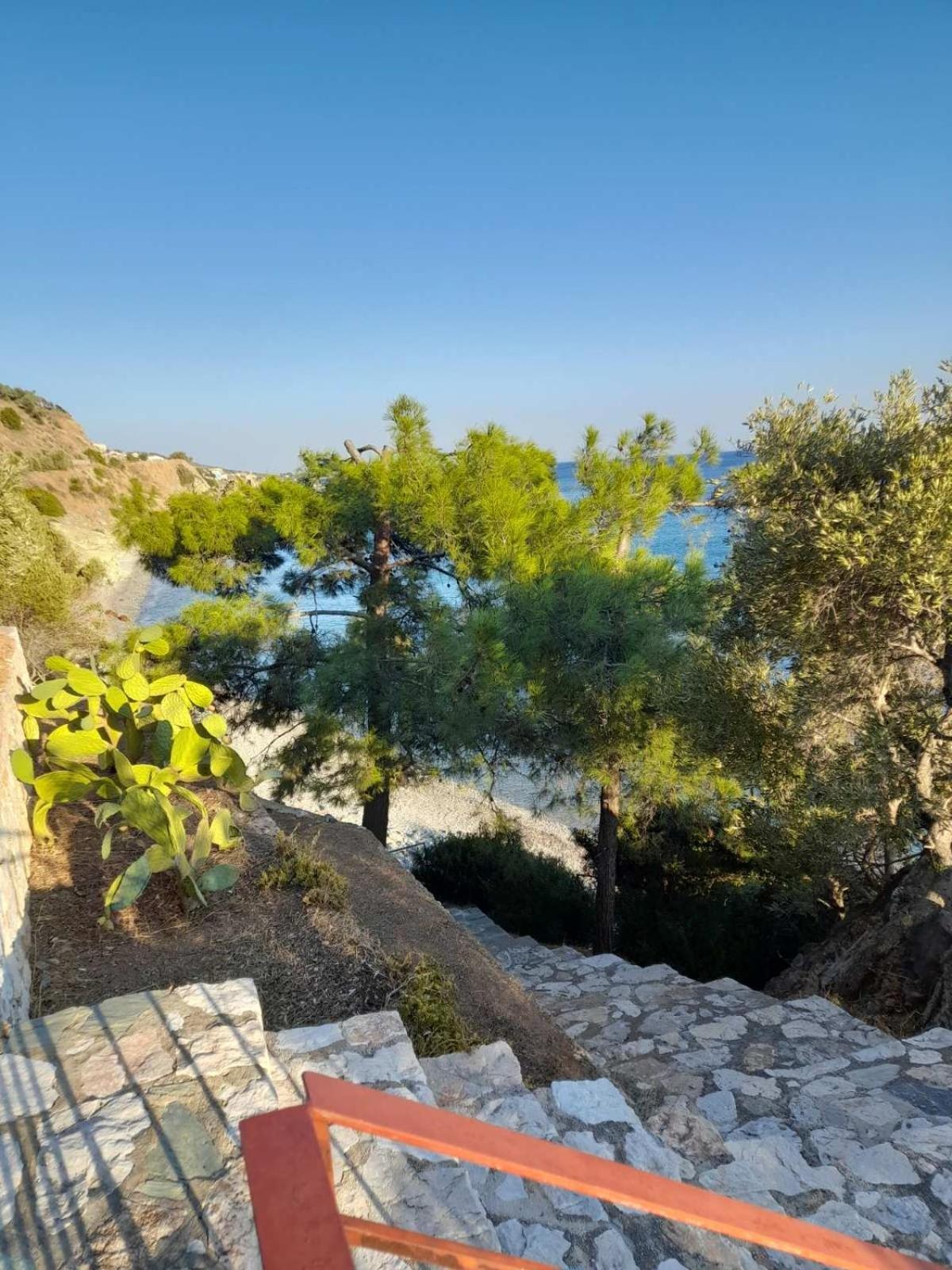 Δωμάτια Κόκκινος Πύργος Plomari Buitenkant foto