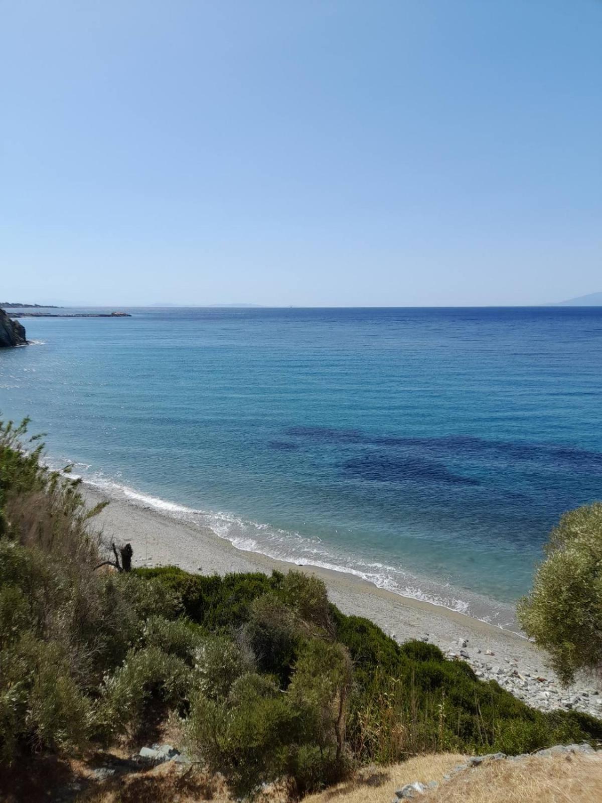 Δωμάτια Κόκκινος Πύργος Plomari Buitenkant foto